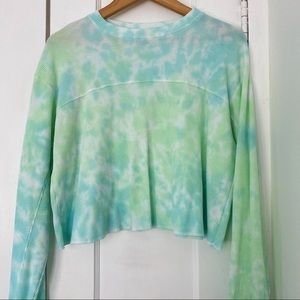 Oversized tie dye pullover